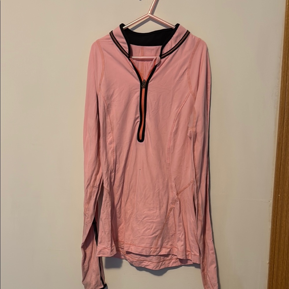 Lululemon pink top